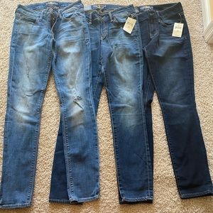 Women’s Lucky Brand Lolita Skinny jeans, size 2/26, listing is for all 3 pairs